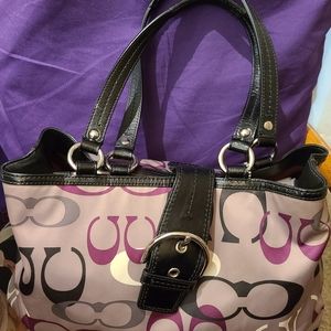 Coach F19458 Signature Soho Optic Print Carryall Bag in GC & 100% Authentic .
